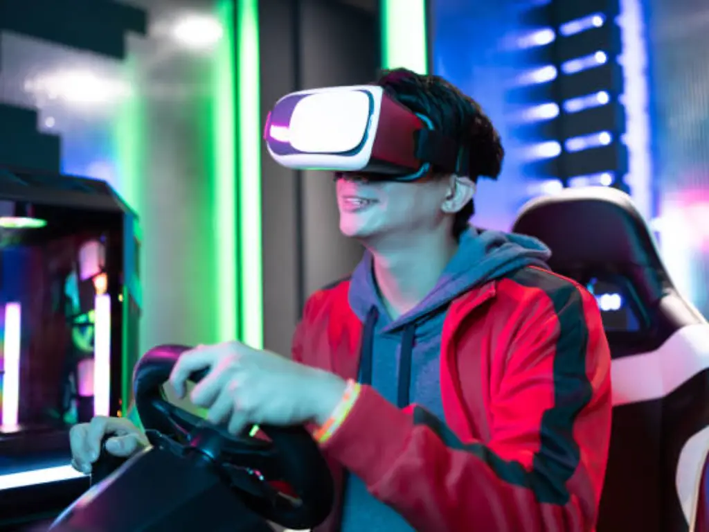 how much does it cost to start a vr arcade 3